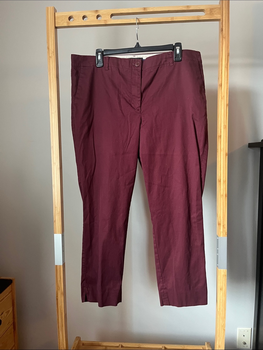 Talbots Men's Burgundy Straight-Leg Chinos